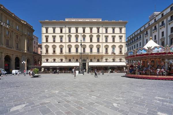 Repubblica Firenze Luxury Apartments | UNA Esperienze
