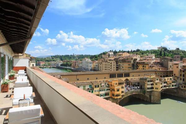 Portrait Firenze - Lungarno Collection