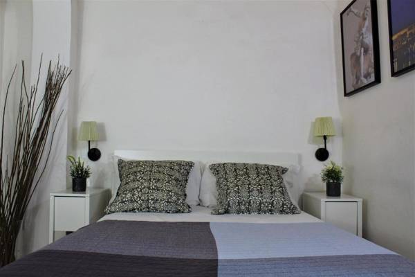 Crystal Ship Apartments