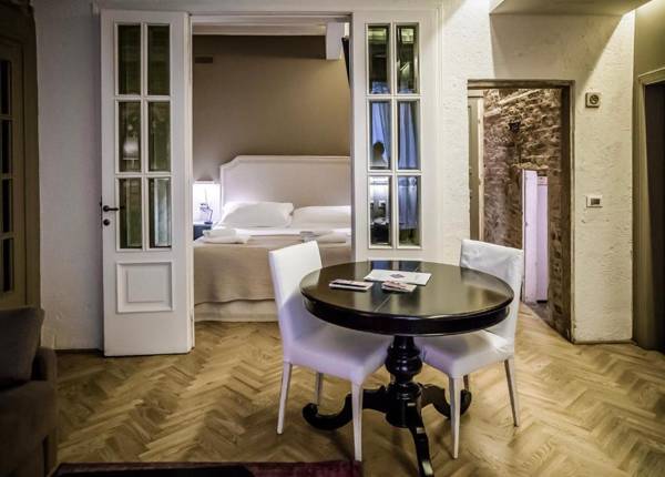 Acacia Apartments Agave-Aloe-Adenia