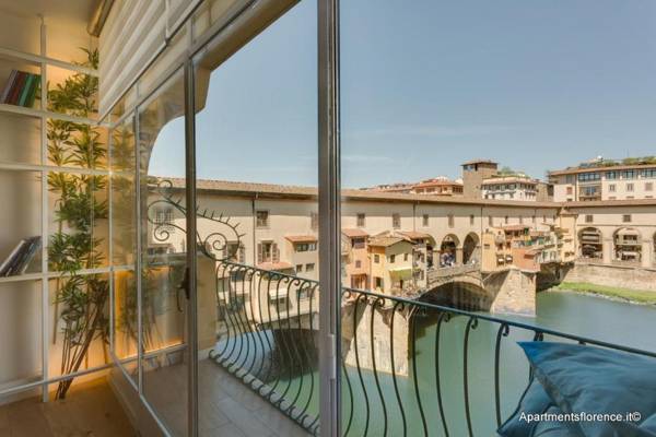 Apartment Ponte Vecchio Balcony