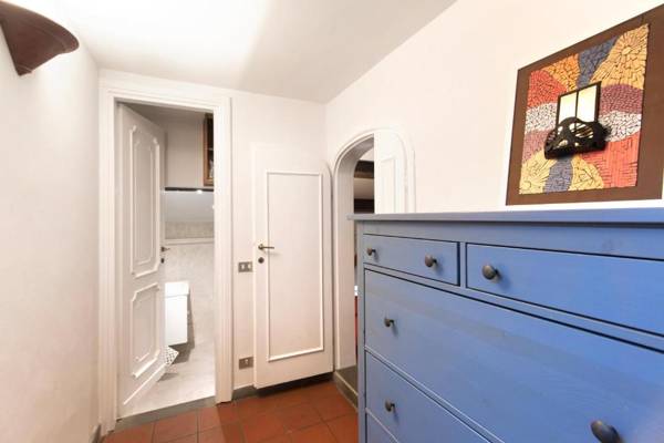 Riverside Apartment in Florence