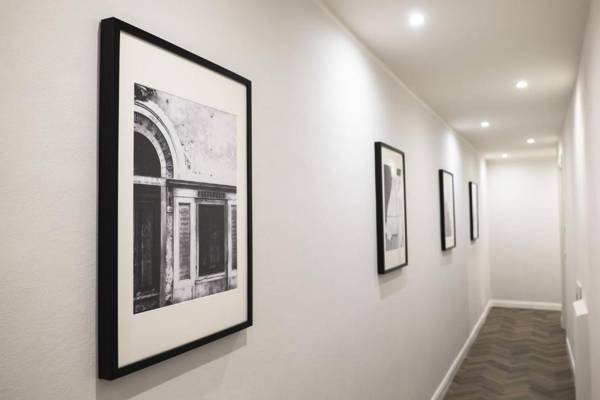 The Gallery 42 Guest House