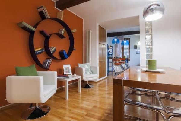 Pietrapiana flat & local market