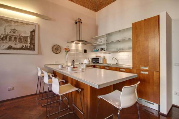 Piazza Salvemini Elegant