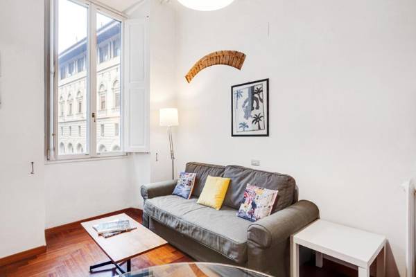 Porta Rossa Apartments near Ponte Vecchio