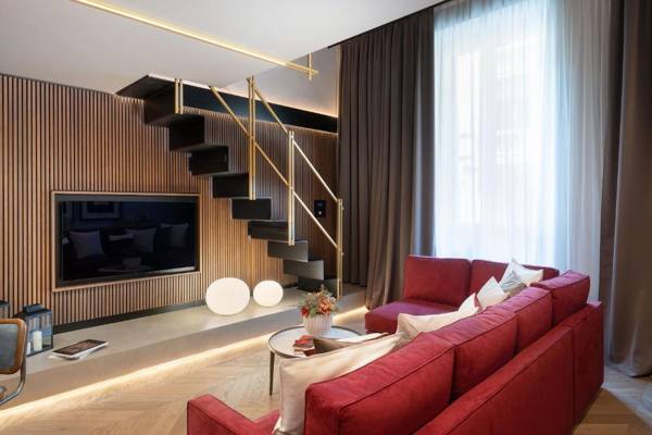 Arts & Crafts Apartments