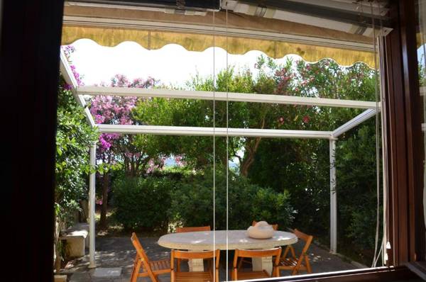 Appartamenti Fronte Mare Fertilia FAHO-GAV01-GAV02