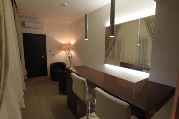 Borgoleoni 18 - Room and Breakfast