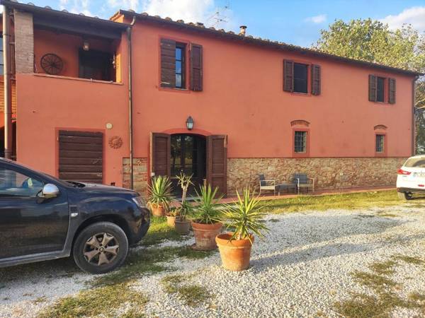 Porzione di casolare con vista sulle splendide colline Toscane