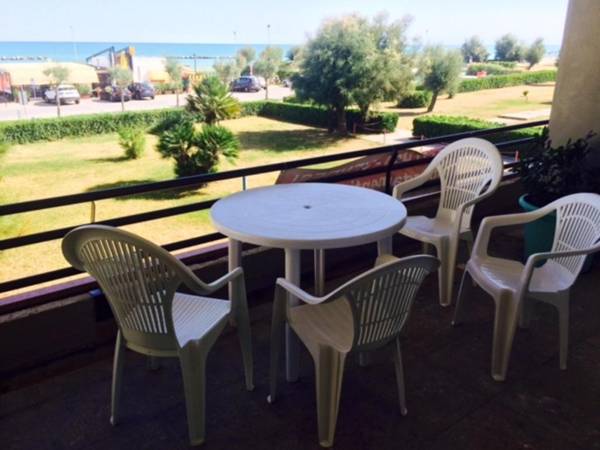 2 bedrooms appartement at Fano 50 m away from the beach with sea view furnished balcony and wifi