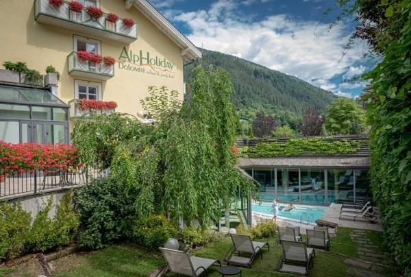 Alpholiday Dolomiti Wellness & Family Hotel