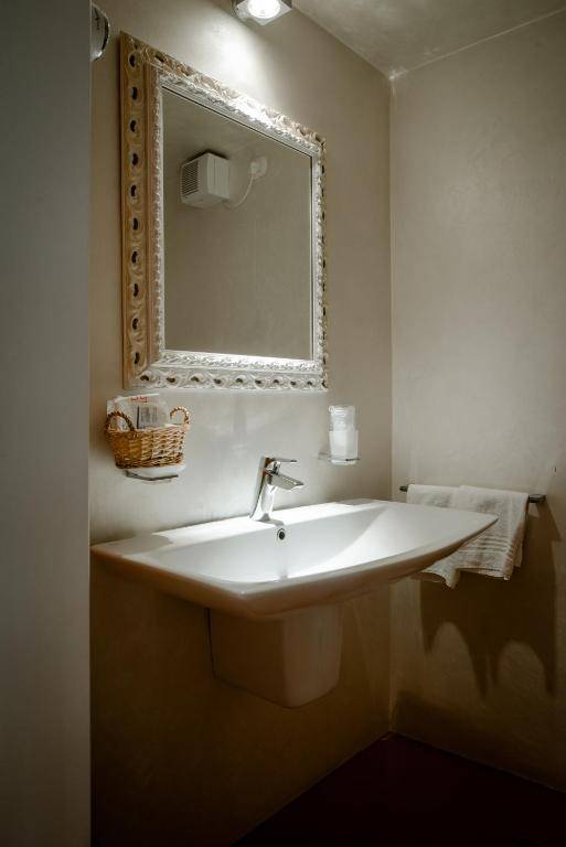 Alessi Hotel Trattoria