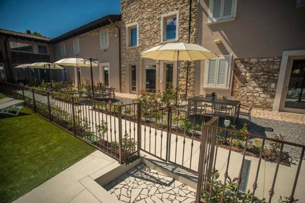 Relais Madergnago Gardapartments