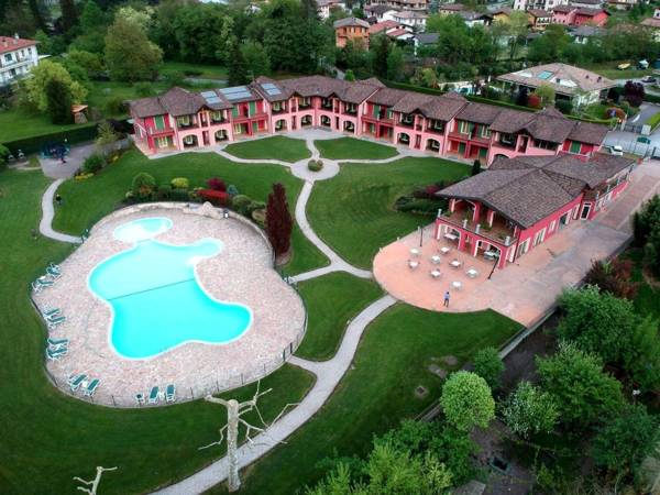 Beautiful Apartment in Idro with Swimming Pool