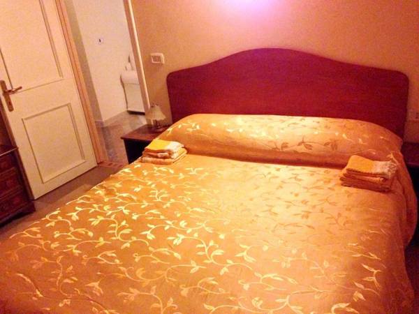 One bedroom appartement with shared pool enclosed garden and wifi at Crispiano