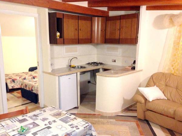 2 bedrooms appartement with shared pool enclosed garden and wifi at Crispiano