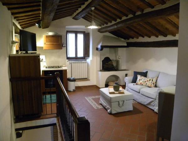 Rustic cozy and quaint 1 bedroom apartment in the Heart of Cortona