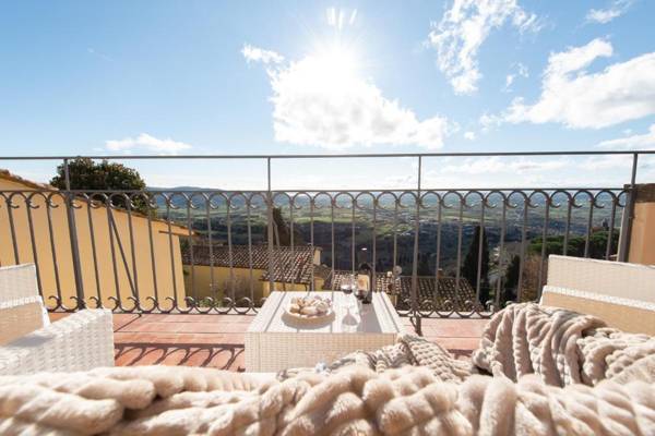 La Balconata - Together in Tuscany