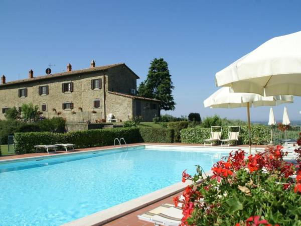 Quaint Holiday Home in Cortona with Swimming Pool