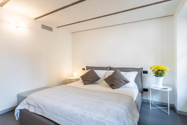 Maison Tomà in Como City Centre by Rent All Como