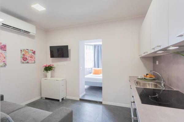 Sant'Agostino Apartments by Rent All Como