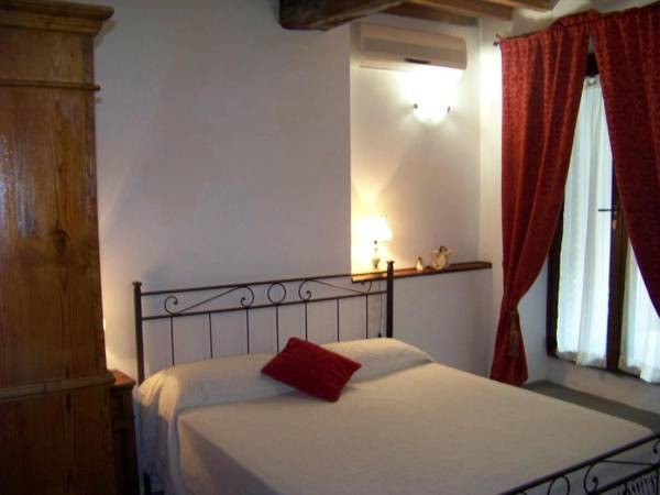 Appartamenti Valdipetrina B&B