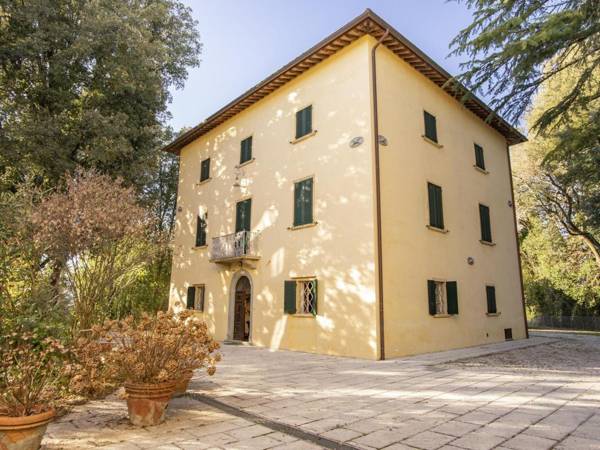 Beautiful Apartment in Citerna with Swimming Pool