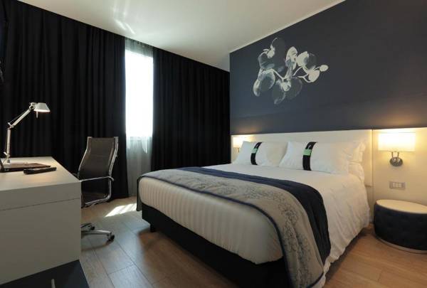 Holiday Inn Milan Nord Zara an IHG Hotel