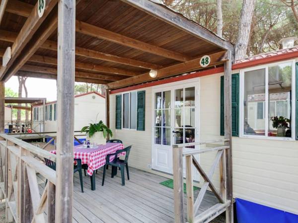 Nice chalet in a pine forest near the Adriatic sea