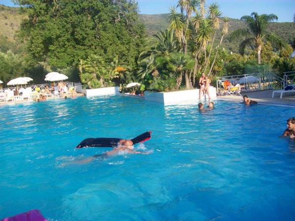 Holiday house with pool near the sea and the beach and the caves