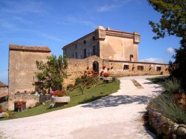 Il Castello di San Sergio