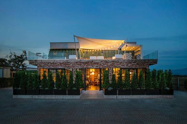 OPHELIA Lounge Restaurant Hotel