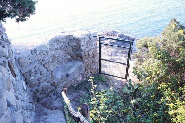 IL POGGETTO piano terra a picco sul mare