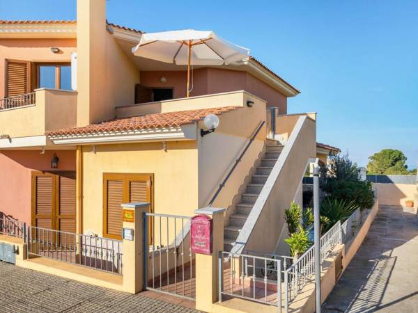 Comfortable Apartment in Castelsardo near Madonnina Sea