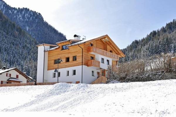 Apartments Cesa Leni