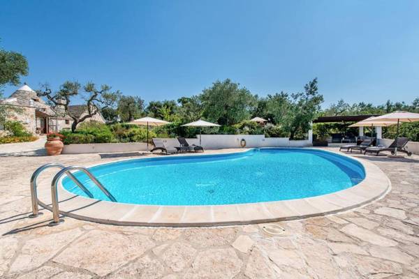Trullo Nurillo with pool