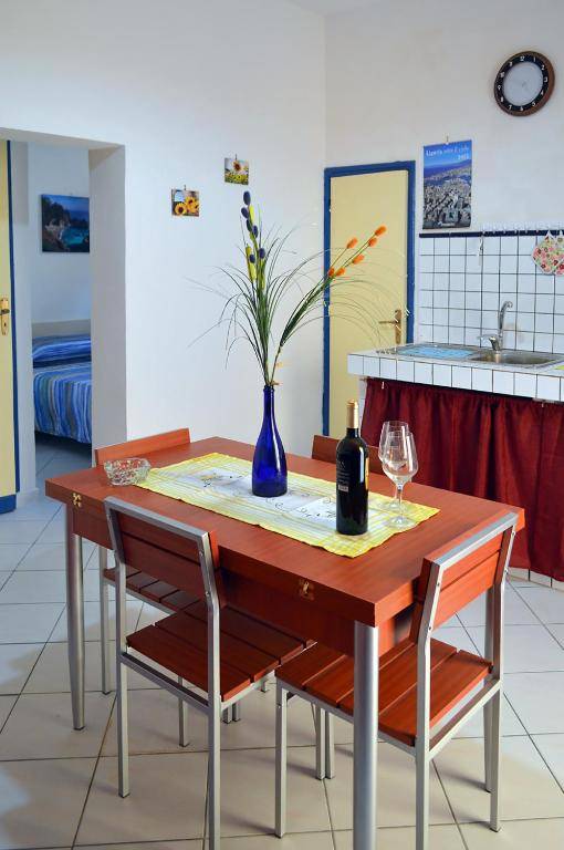 Don Vito's Apartments