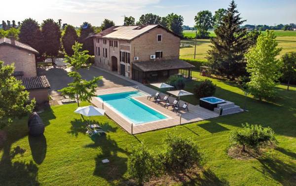 Casa delle Noci country house pool & SPA
