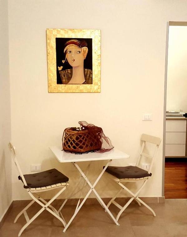 Artistic Charming House