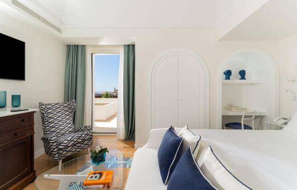 Pazziella Garden & Suites