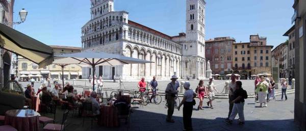 Farmhouse Pool 13 px