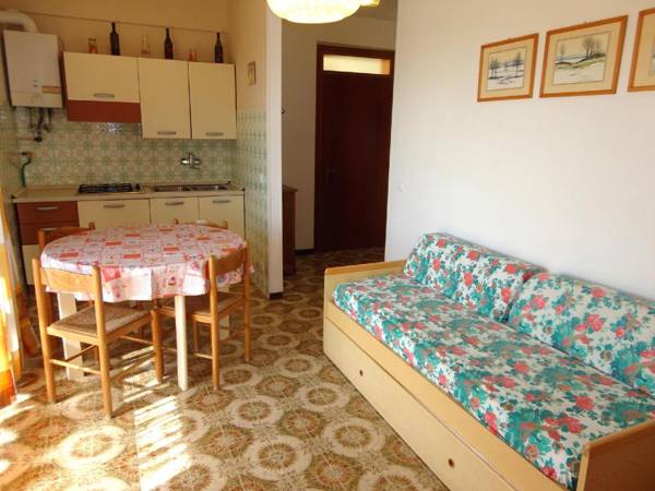 Beautiful three-room apartment with large terrace A C - 7 people