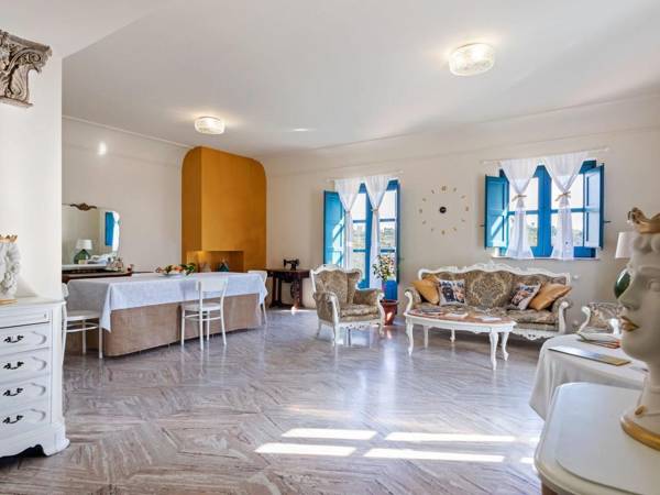 Charming Holiday Home in Caltagirone with Garden