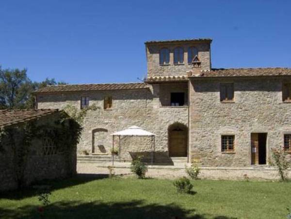 Authentic farmhouse with pool pizza oven spacious garden and private terrace