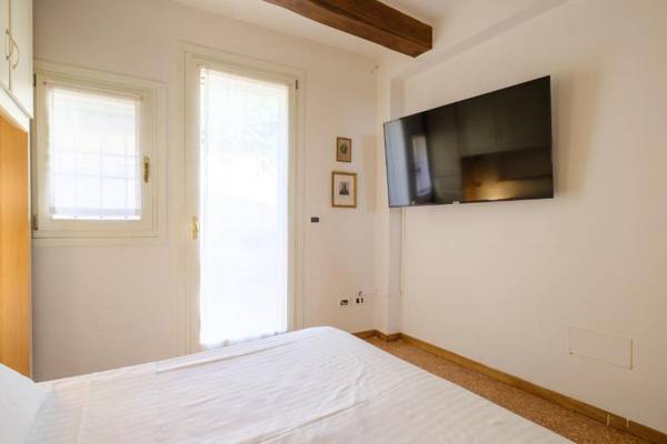 Frassinago Suites-BolognaRooms