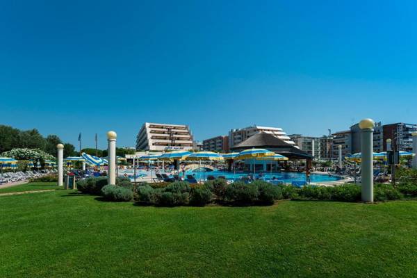Savoy Beach Hotel & Thermal Spa