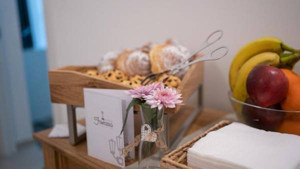 Dimora Fantasia Charme B&B