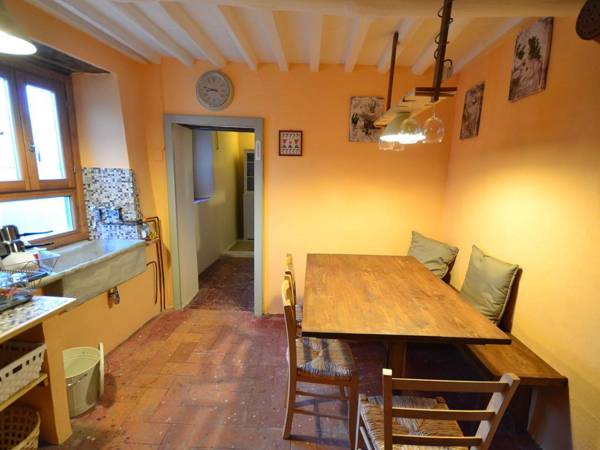 Hill-View Holiday Home in Bagni di Lucca with Terrace & Garden