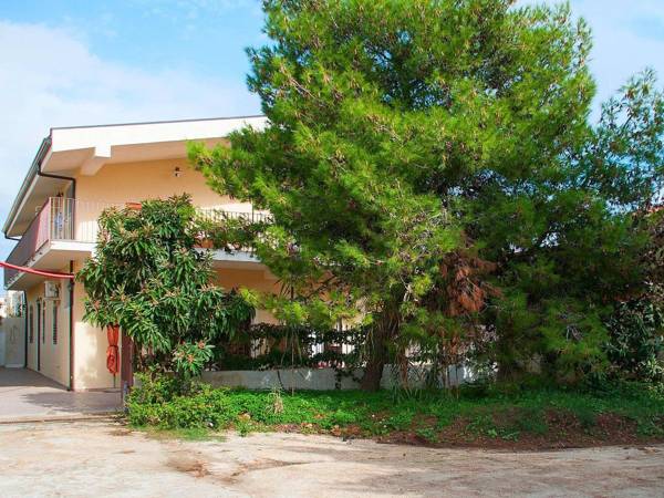 Nice holiday apartment at 200 meters from the sea.